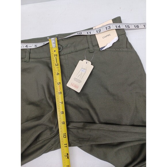 St. Johns Bay Womens Olive Green Solid Capri Pants Cropped Sz 4 - Picture 5 of 8